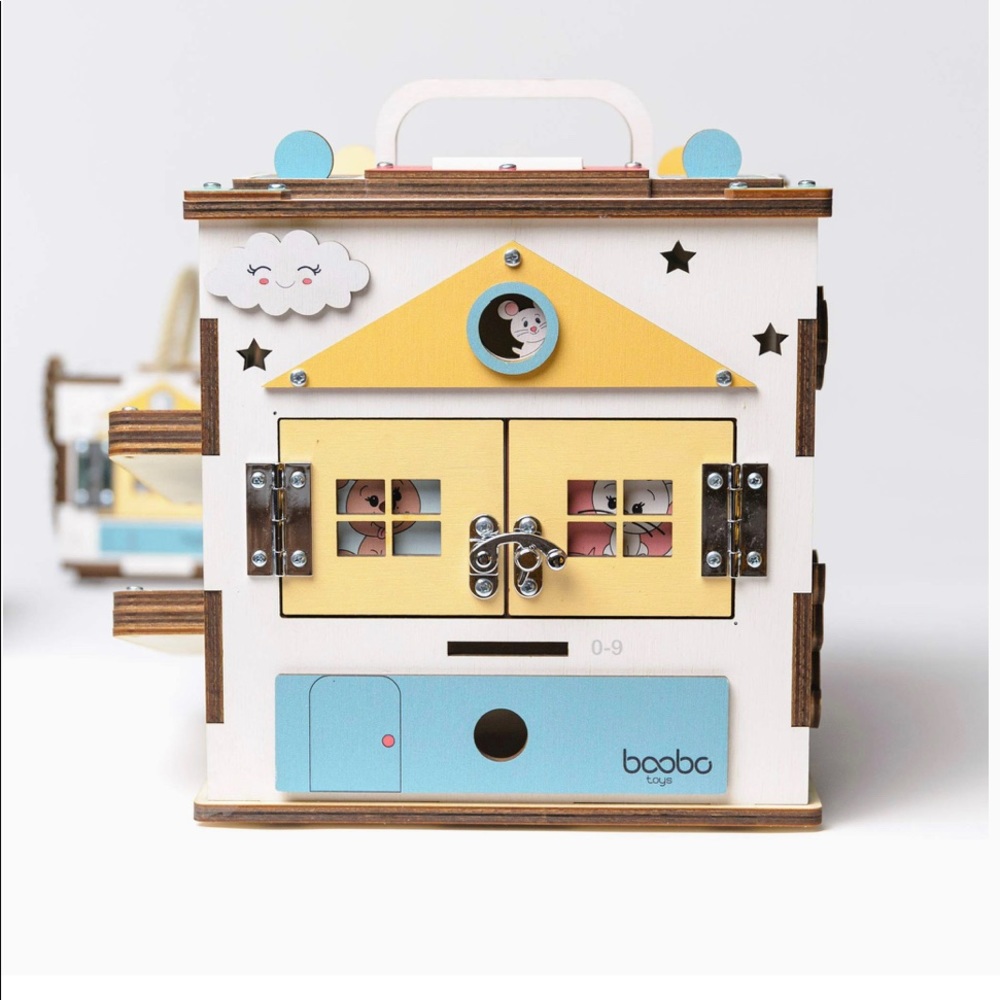 Boobo Busy Cube
